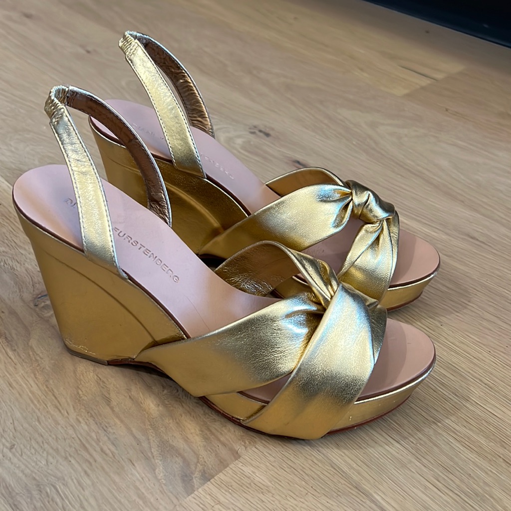 Diane Von Furstenberg Golden Wedge